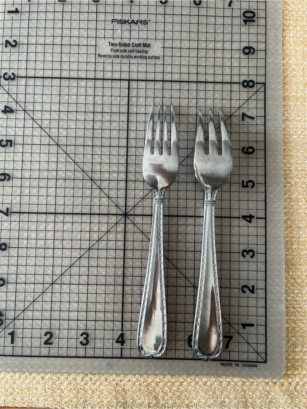 HAMPTON NOBILITY STAINLESS Dinner Forks (4)